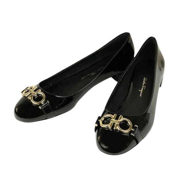 SALVATORE FERRAGAMO Garda Black Patent Leather Flats Size 10B - Picture 2 of 11